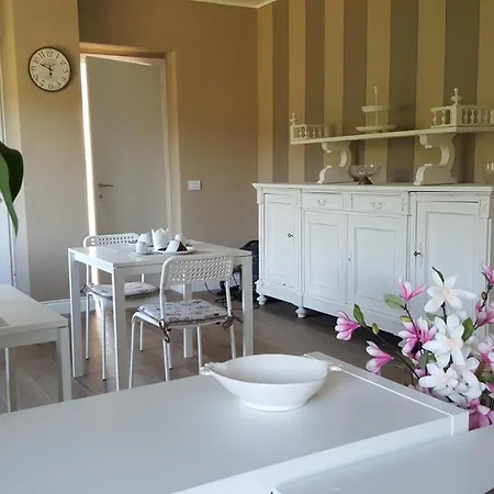 Bed & Breakfast La Rosa Tra I Laghi *