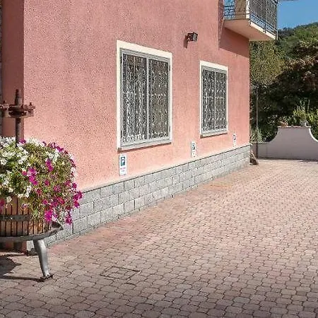 La Rosa Tra I Laghi Отель типа 