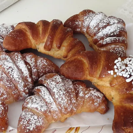 Bed & Breakfast La Rosa Tra I Laghi