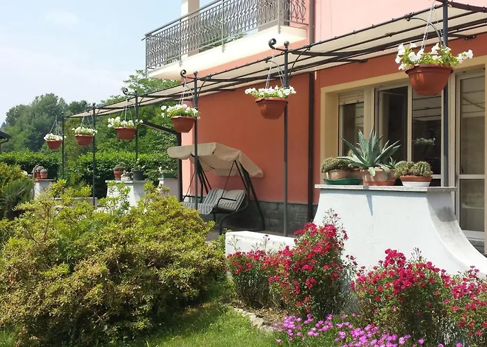 La Rosa Tra I Laghi 3* Meina