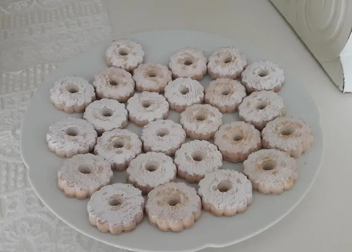 La Rosa Tra I Laghi Bed & Breakfast Meina